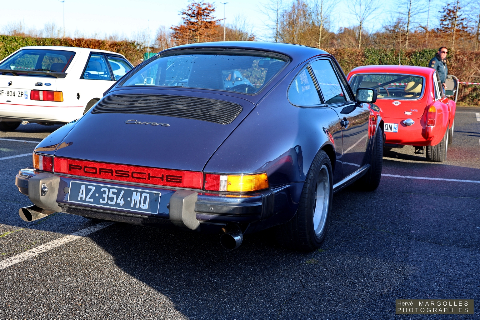 Porsche 911 Carrera-01.jpg